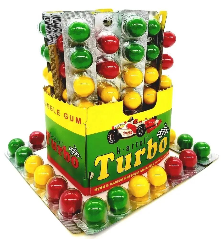 Жевательная резинка "Turbo" драже со вкусом вишни, персика, яблока с наклейкой 16,5г