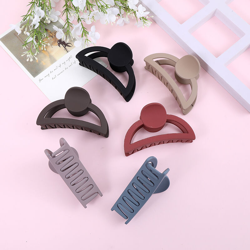 Заколка для волос Pretty Girl  крабик "Полумесяц" (Soft-touch) 9х4х5,5 см